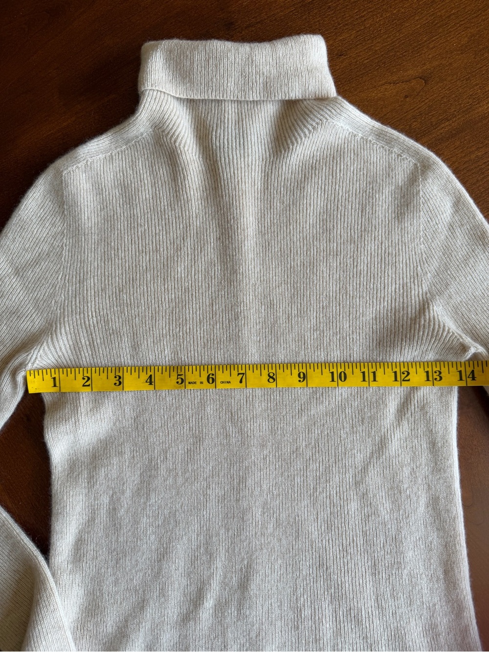 Fibflx 100% Cashmere Seamless Turtleneck Sweater Women's Small — image 5 of 8